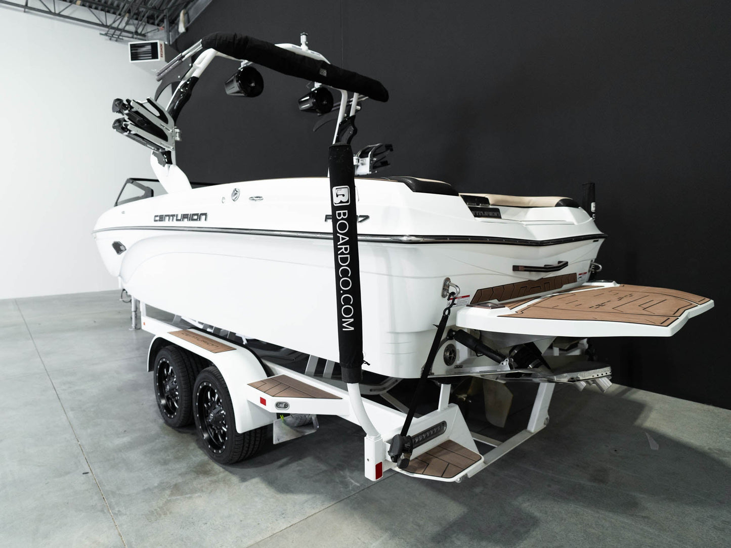 2021 Centurion Ri237 - White / Tan - BoardCo Boats