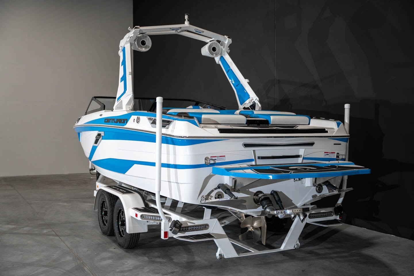 2023 Centurion Ri230 White / Electric Blue - BoardCo