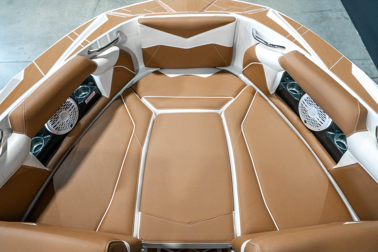 2023 Supreme S220 Penny Flake / White - BoardCo Boats
