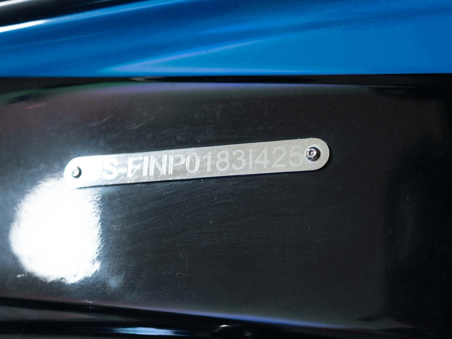 2025 Centurion Ri245 - Black / Electric Blue - BoardCo Boats