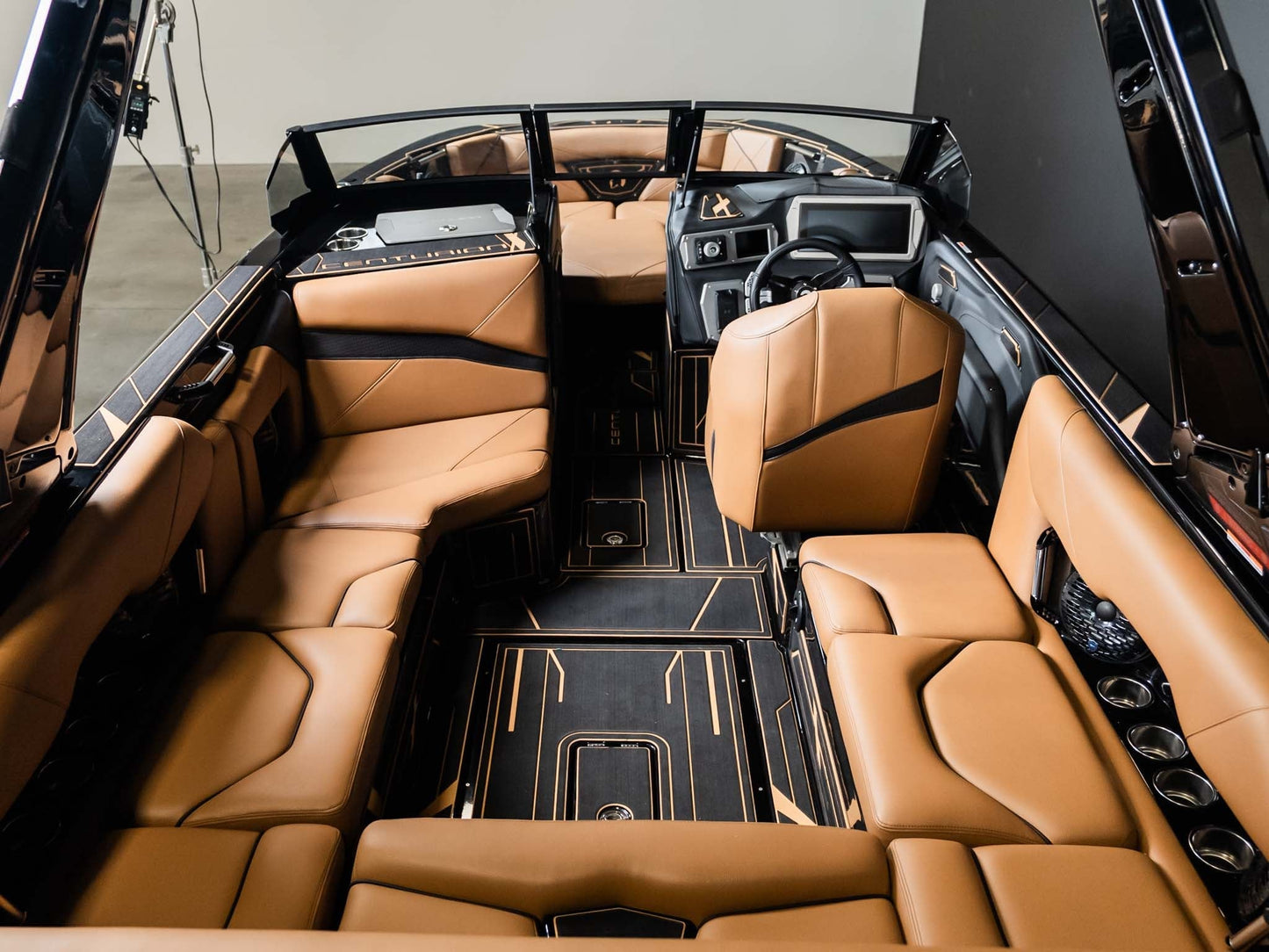 2026 Centurion NV233 - Onyx Black / Black Flake - BoardCo Boats