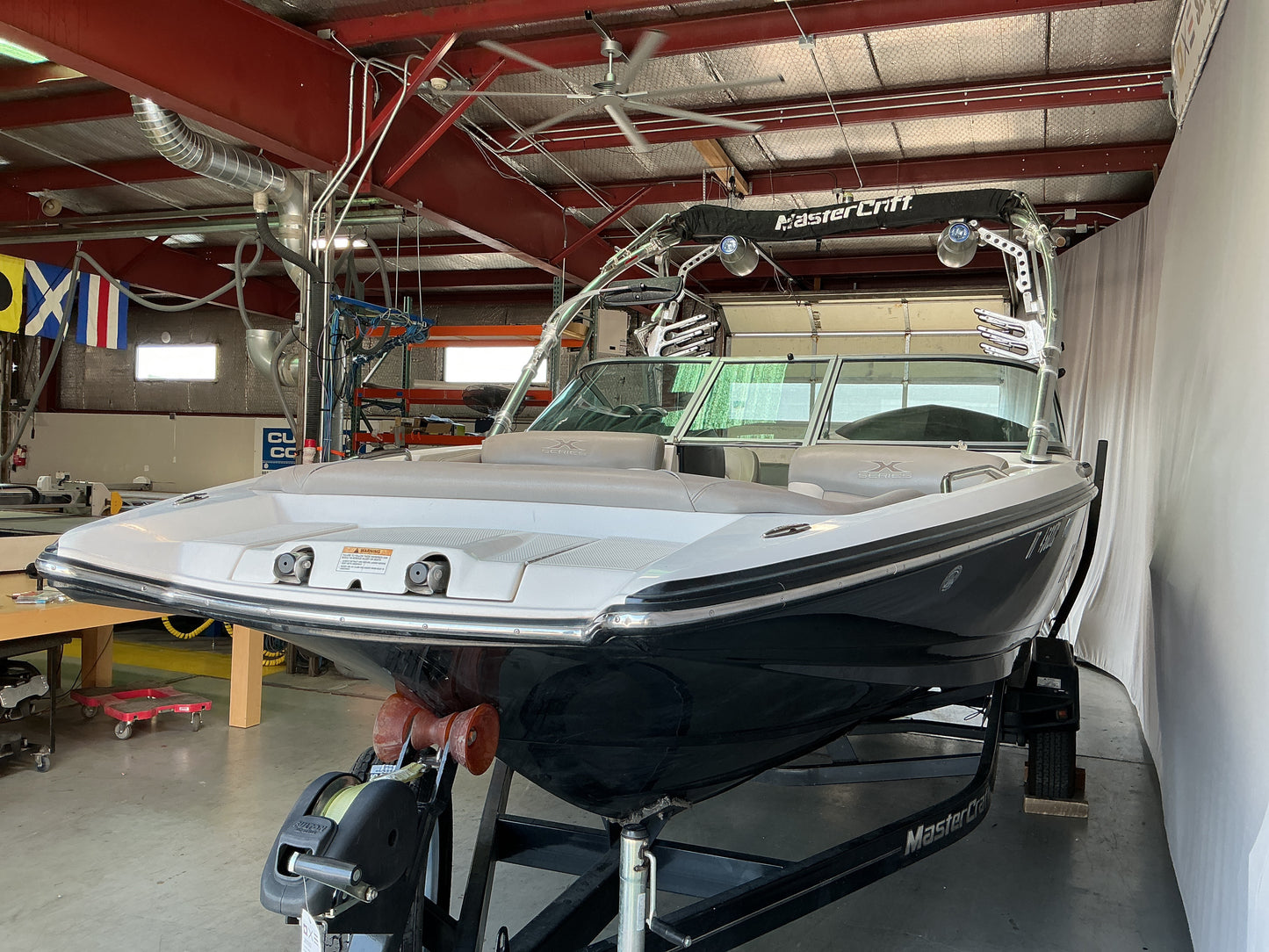 MasterCraft X24 with Zeroflex Gen 5.2 Tower Cinch Cover