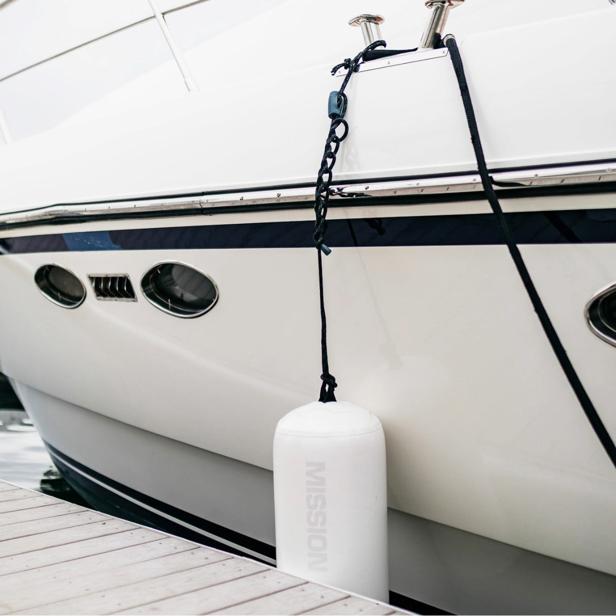 Mission Brigade Pendant Inflatable Fender 12''x 32'' in White