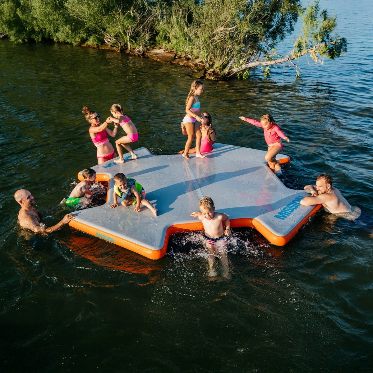 Mission Inflatable Mat | REEF PLAY 105 | 12' x 11' x 8''