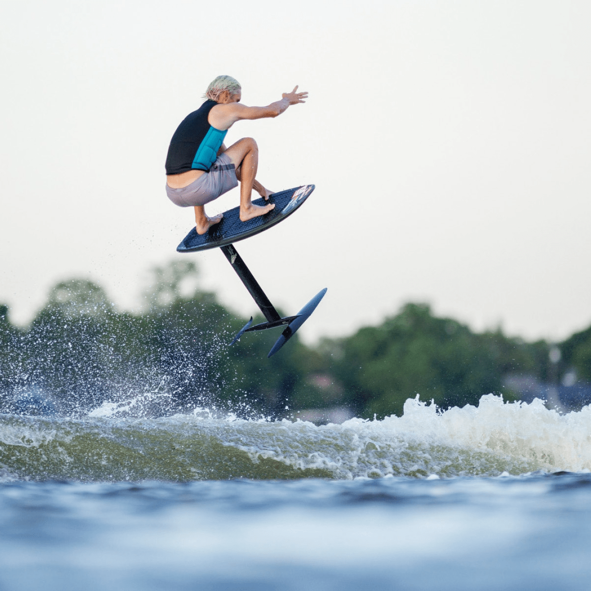 Follow Section Comp Wake Vest in Black/Teal - BoardCo