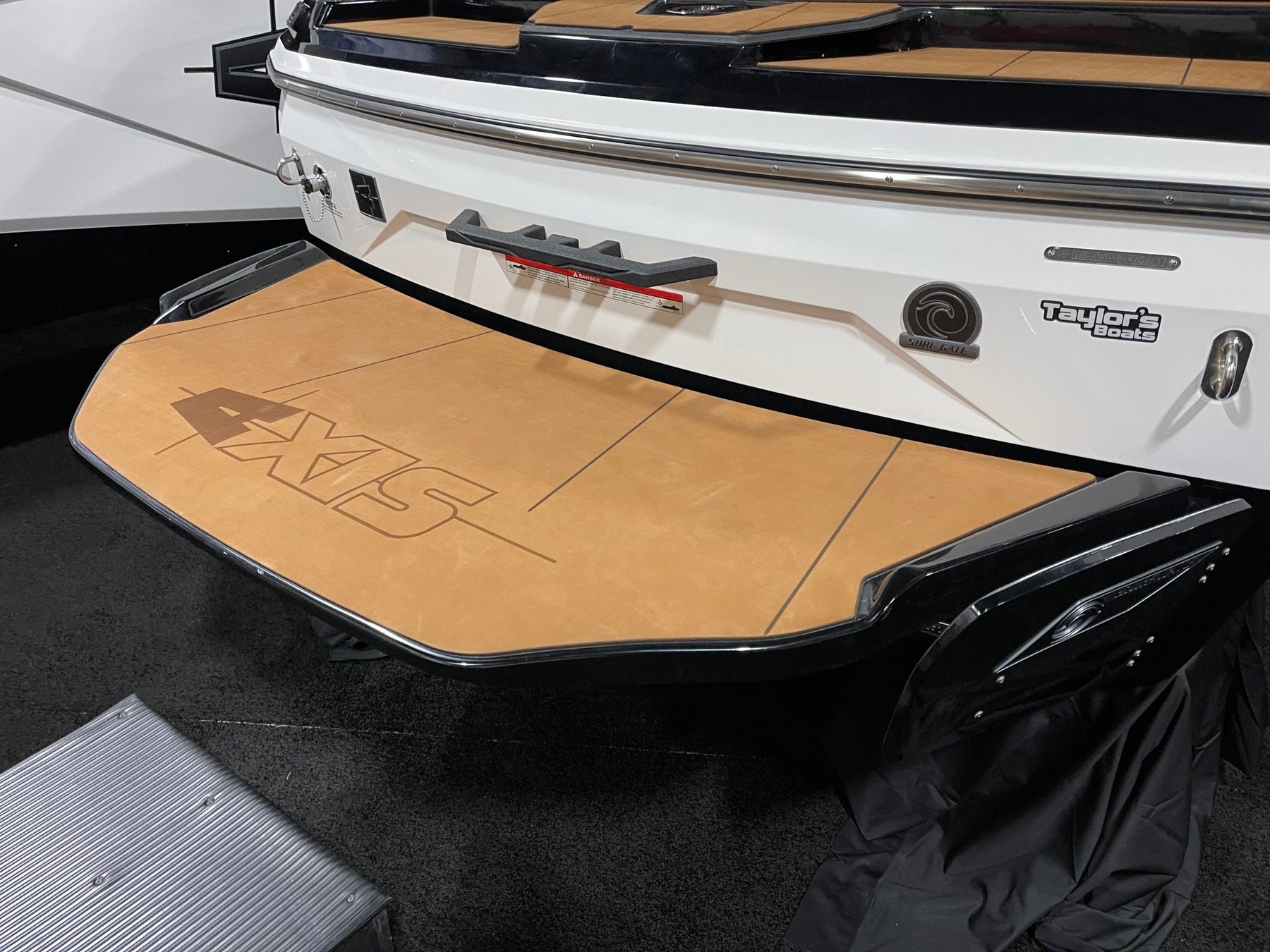 Axis Curled Swim Platform Cover - BoardCo