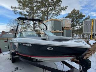 Centurion Enzo SV240 Gladiator Cinch Cover - BoardCo