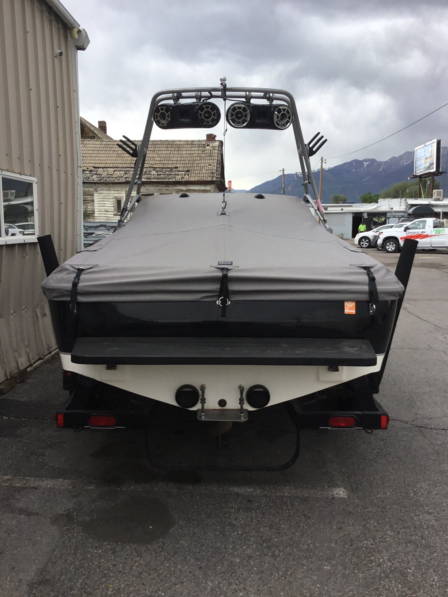 Centurion Escalade/Avalanche Cinch Cover with Proflight Tower - BoardCo