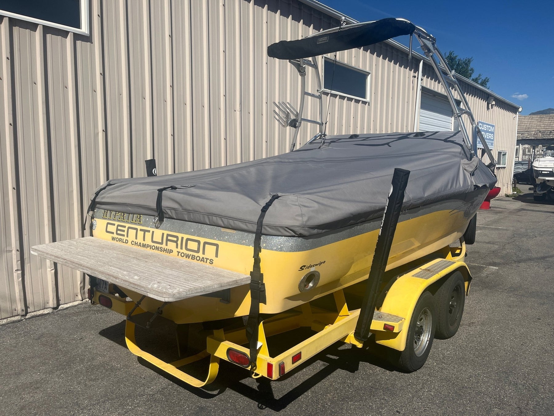 Centurion Escalade/Avalanche Cinch Cover with Proflight Tower - BoardCo