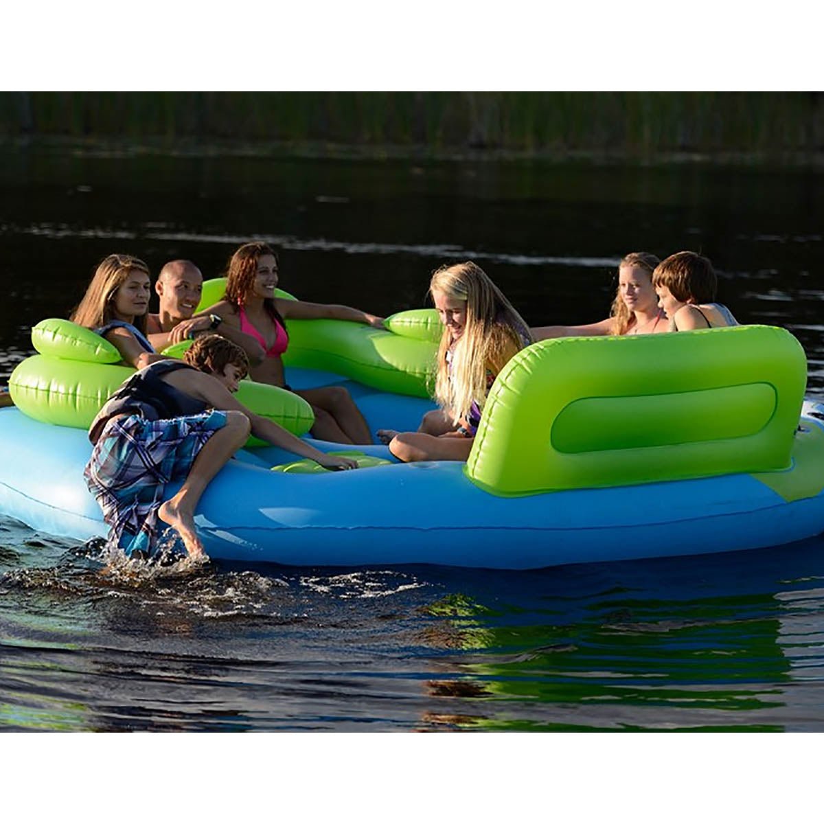 HO Castaway Island Lounge Float - BoardCo