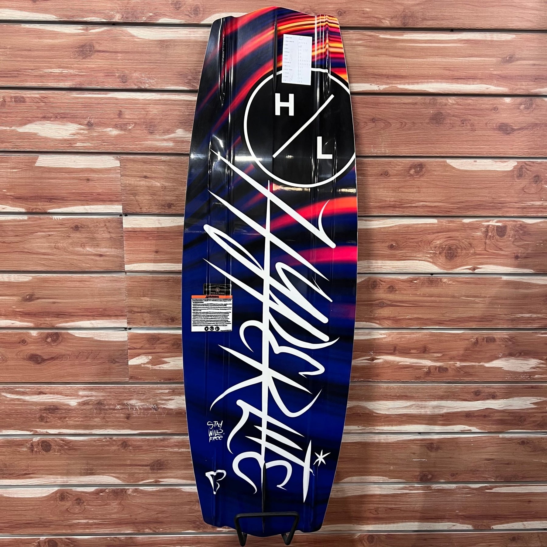 Hyperlite Eden Wakeboard 2022 BLEM - BoardCo