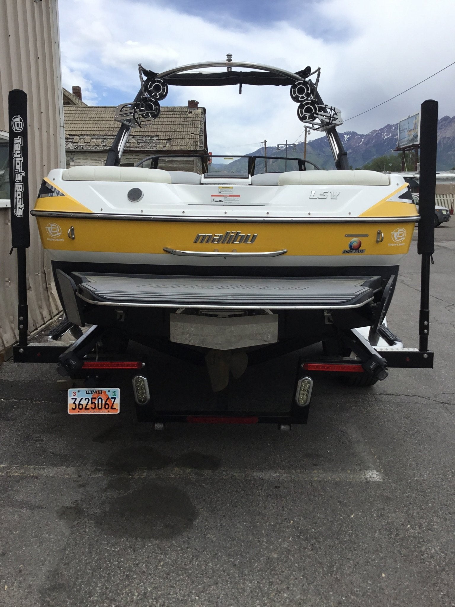 Malibu 23LSV Wakesetter Double Up Storage Cover - BoardCo