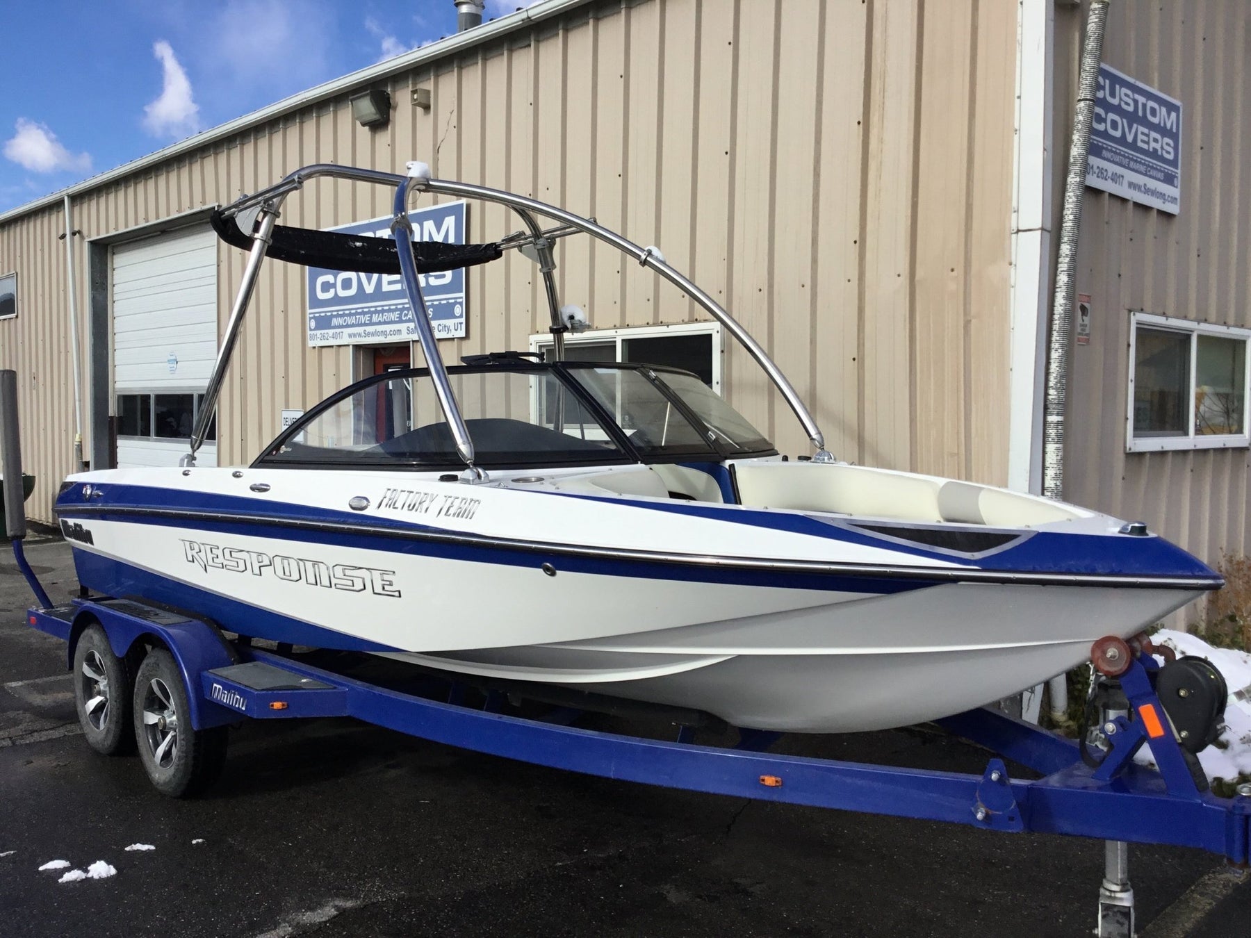 Malibu TXi Titan 2 Cinch Cover - BoardCo