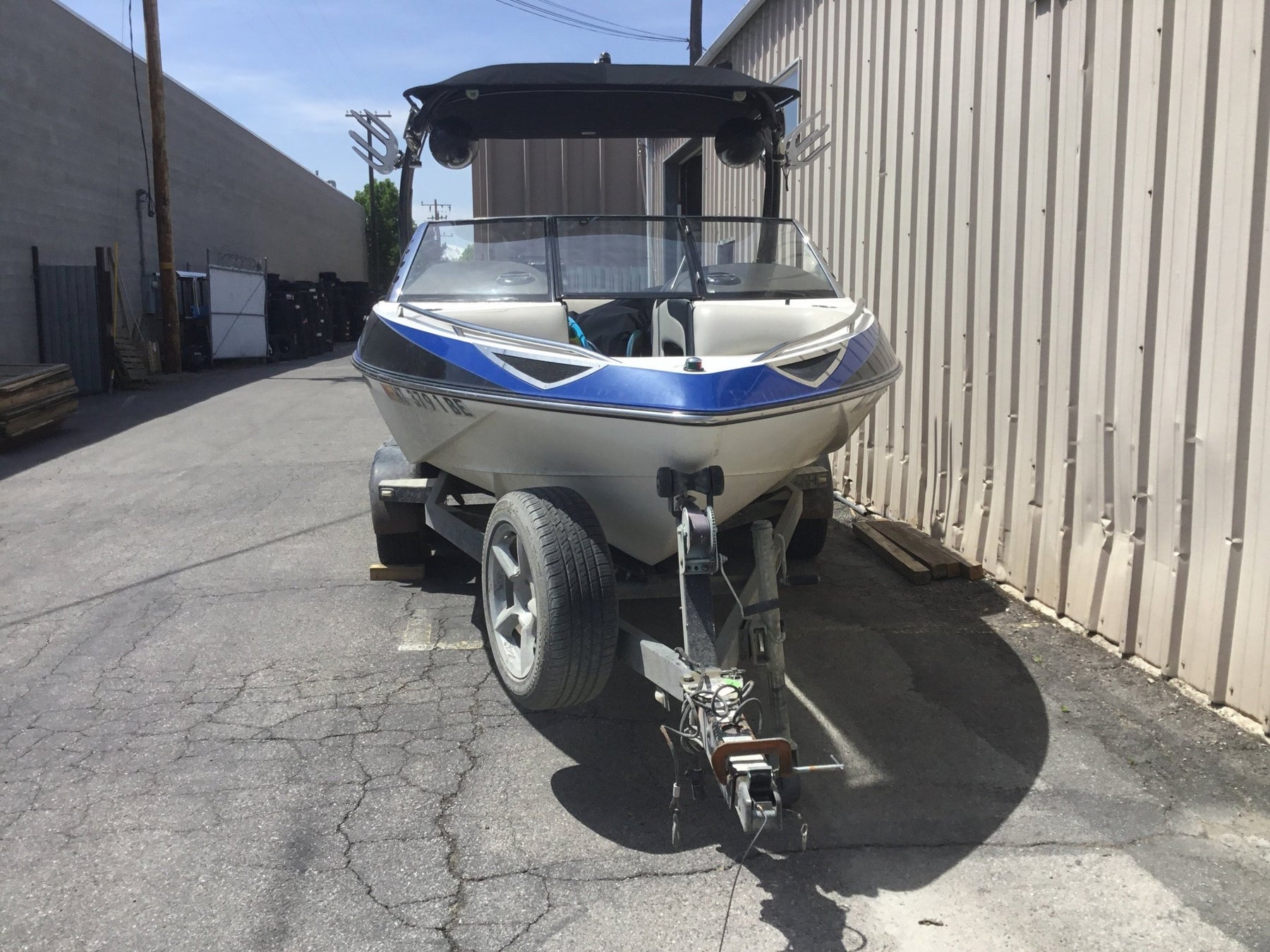 Malibu with Illusion Tower Folding Canopy Top - BoardCo