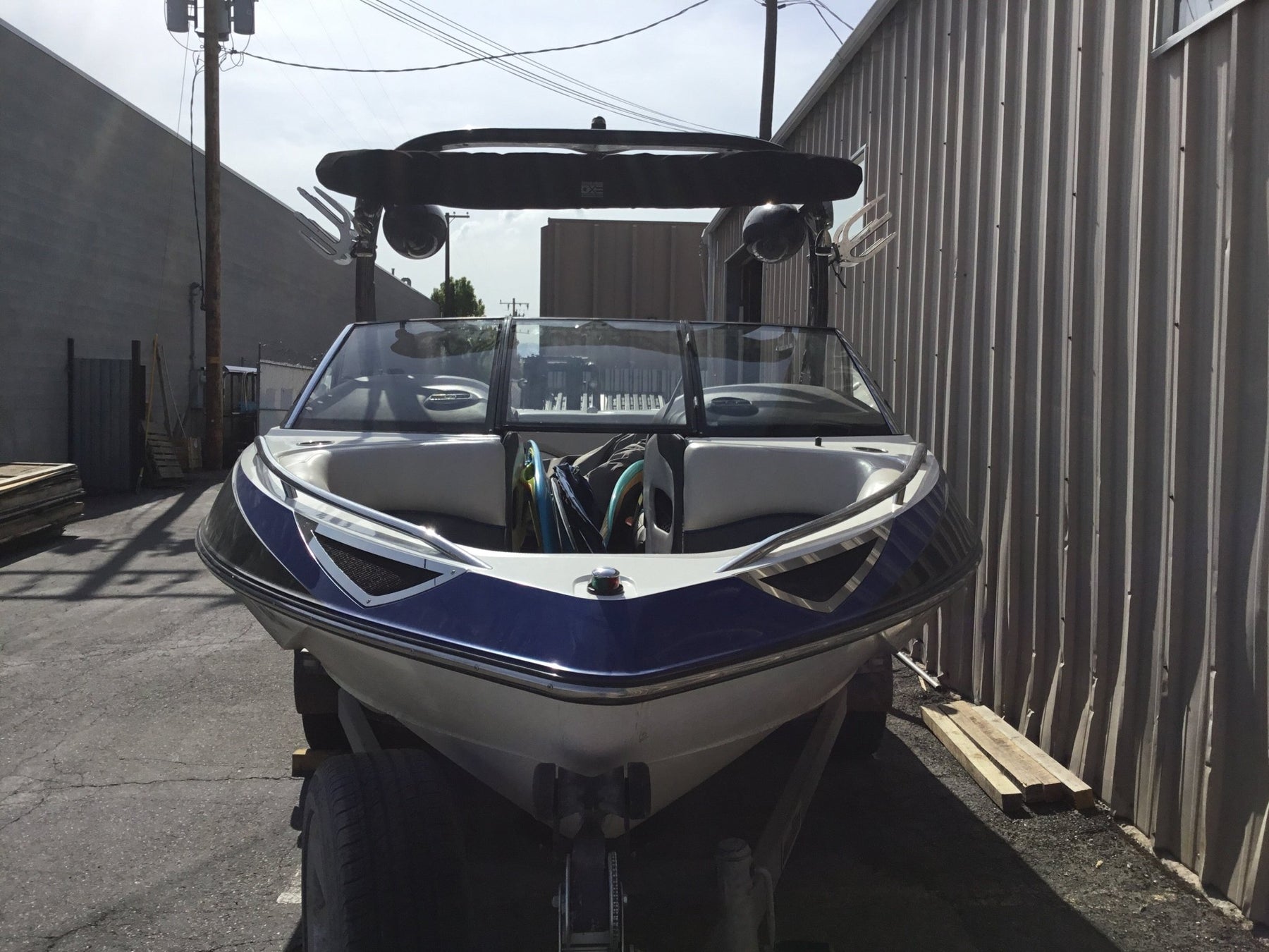 Malibu with Illusion Tower Folding Canopy Top - BoardCo