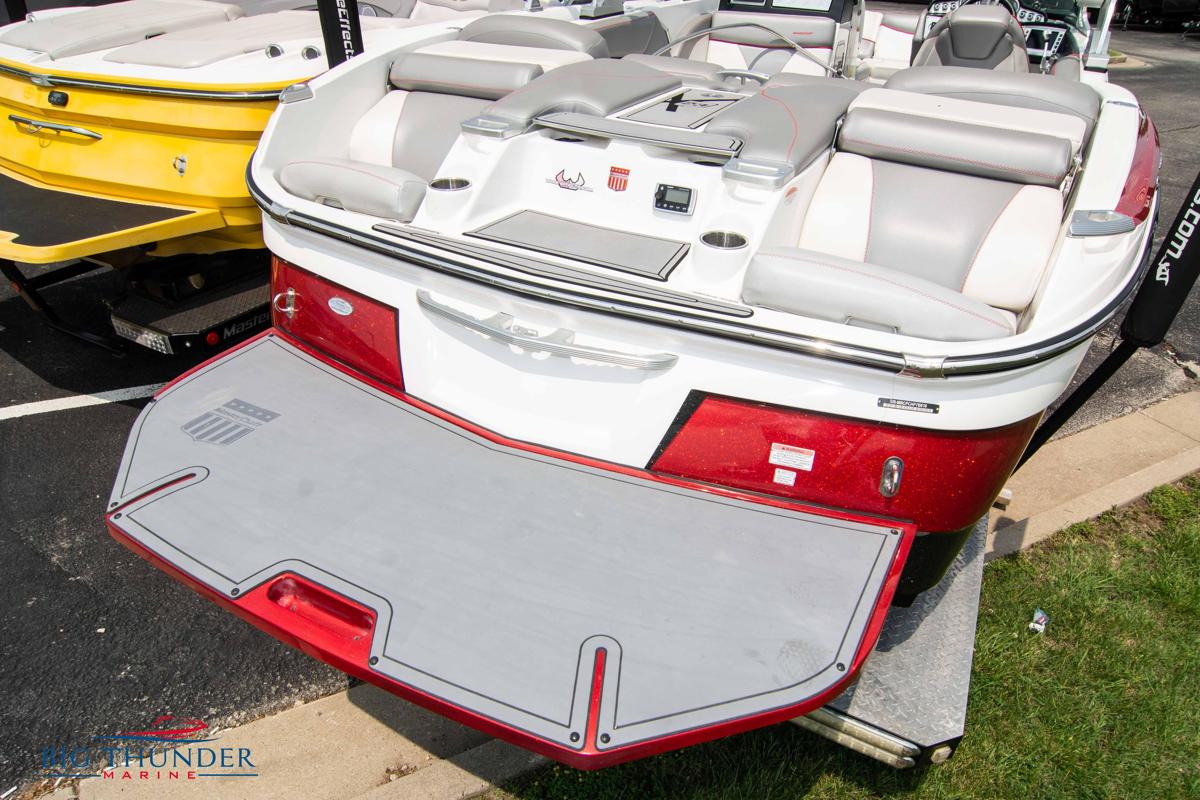 MasterCraft X23 Swim Platfom Cover - BoardCo