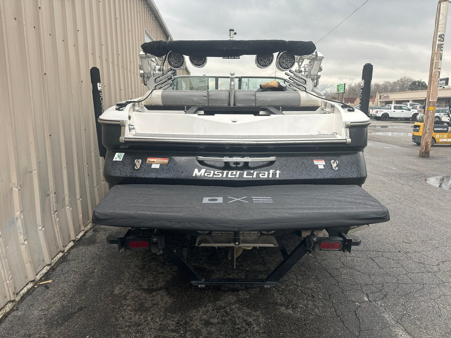 MasterCraft X35 with ZFT5 Tower and factory bimini TD Ratchet Cover - BoardCo