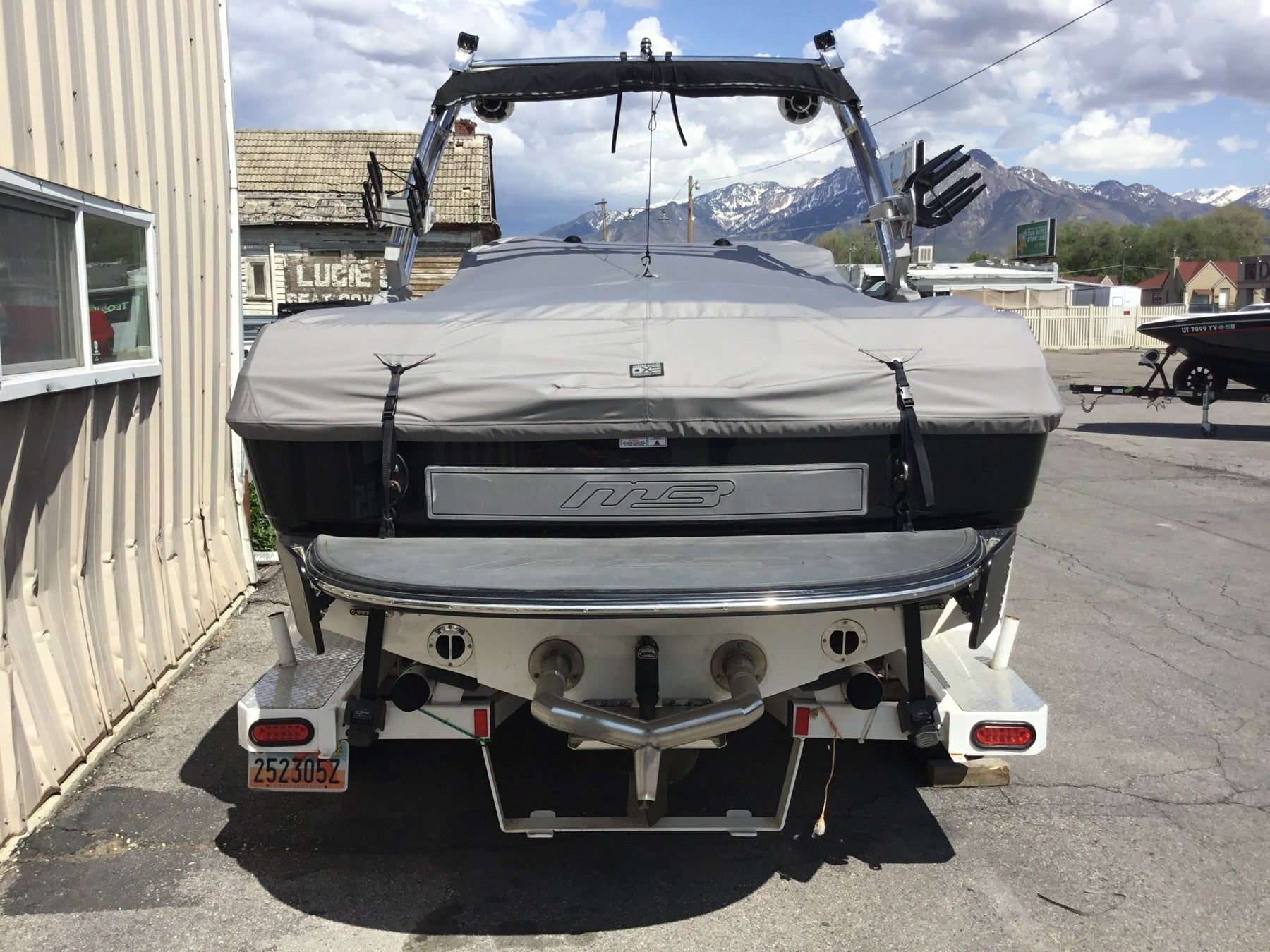 MB B52 23' Forward Tubular Tower - BoardCo