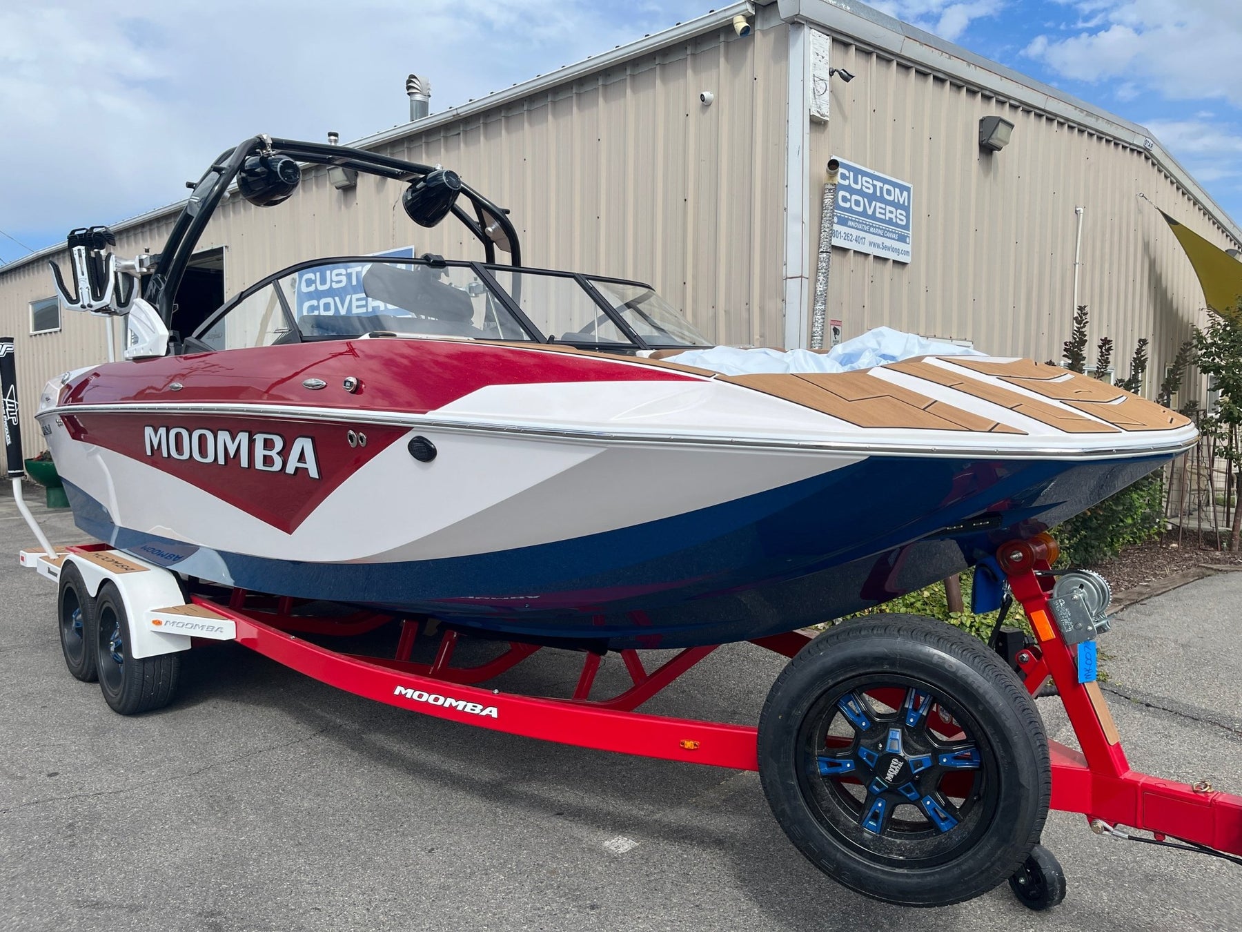 Moomba Pro-Edge Tower Folding Canopy Top - BoardCo