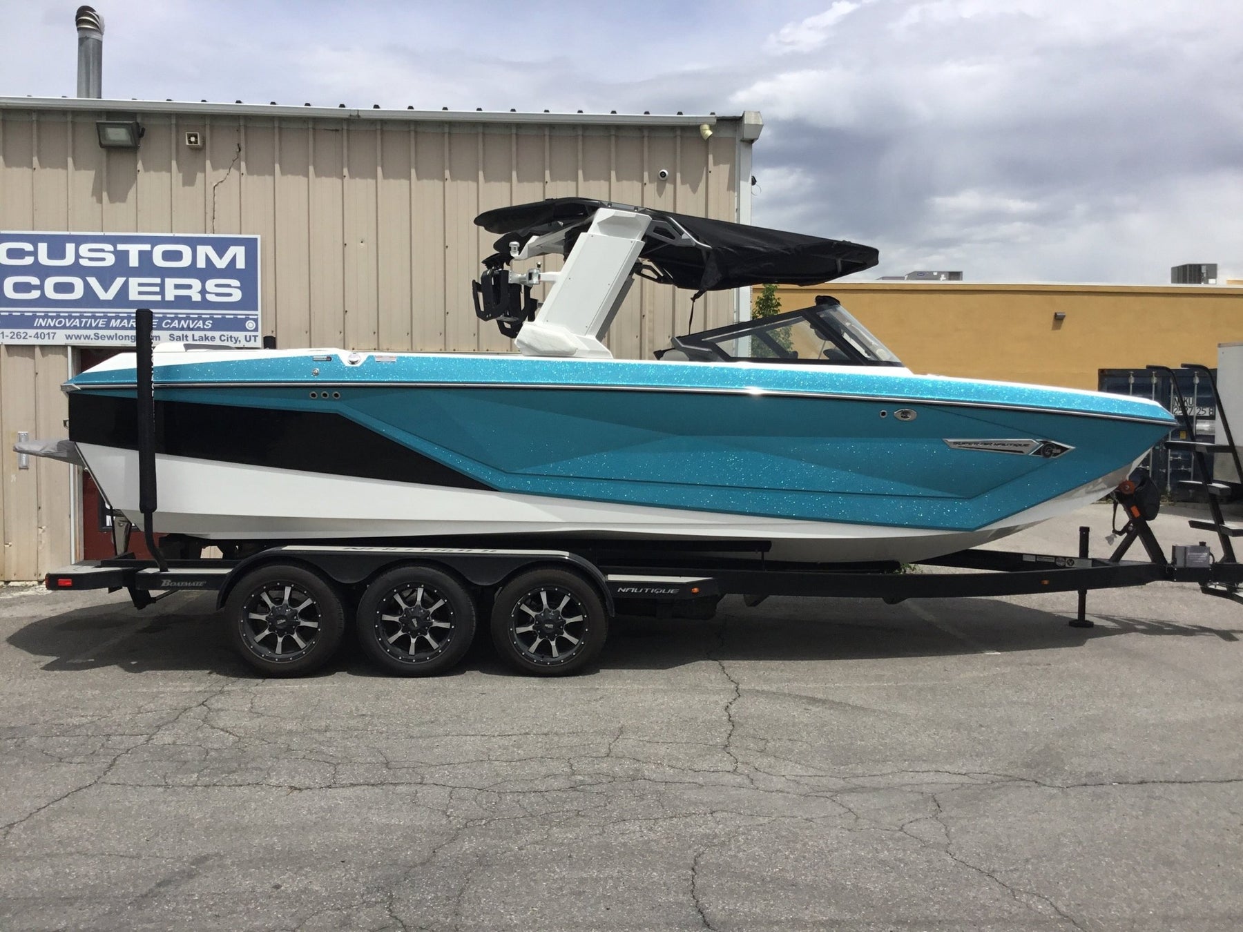 Nautique G25 Telescoping Tower Hull Cinch Cover - BoardCo