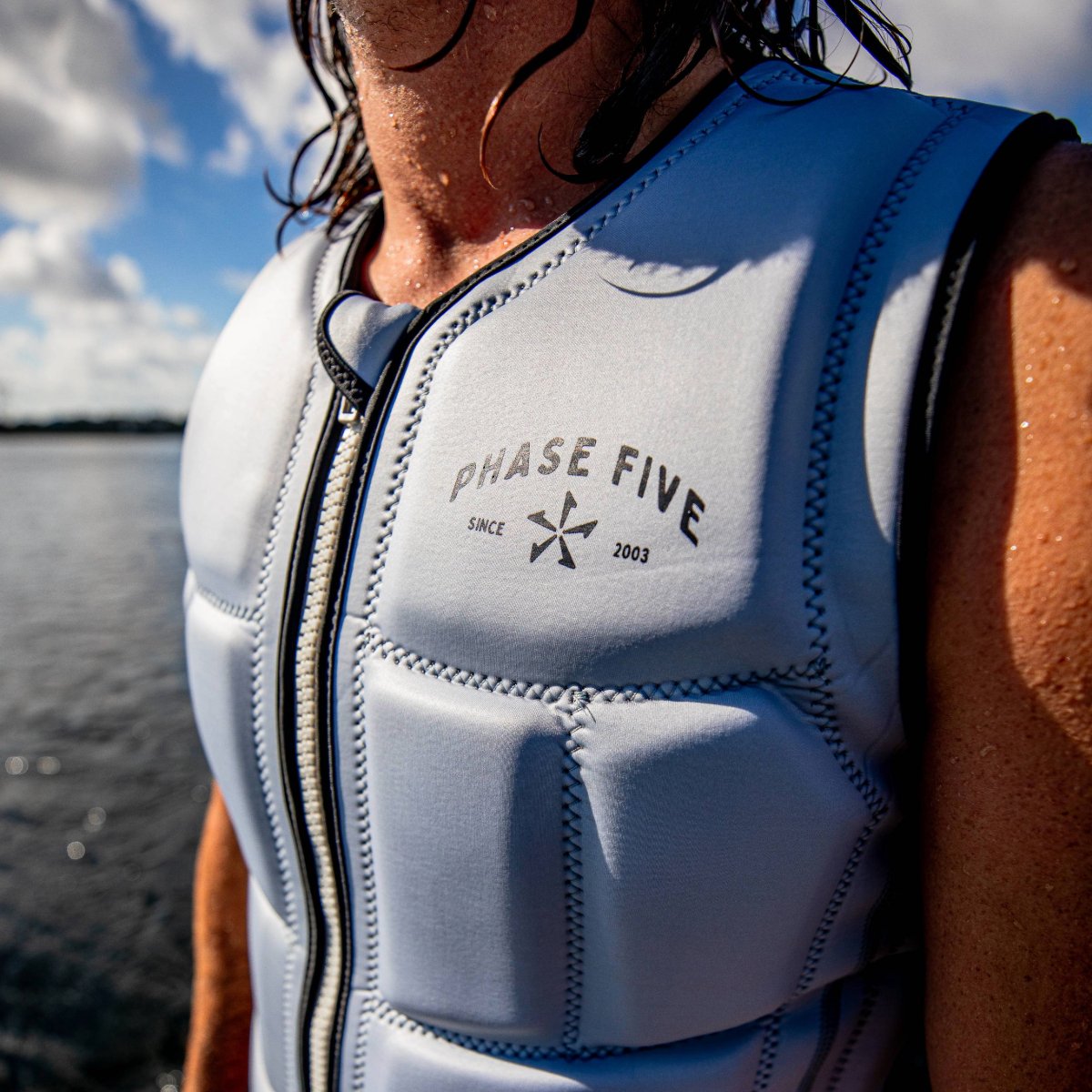 Phase 5 Men's Comp Wake Vest in Light Grey 2024 - BoardCo