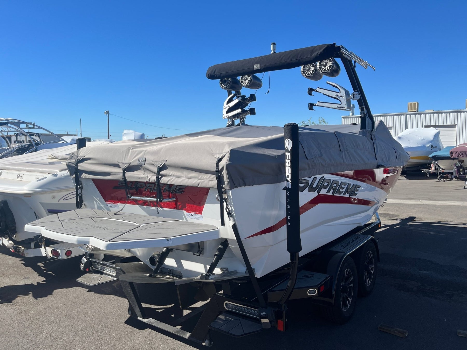 Supreme ZS232 With Octo Tower Cinch Cover - BoardCo