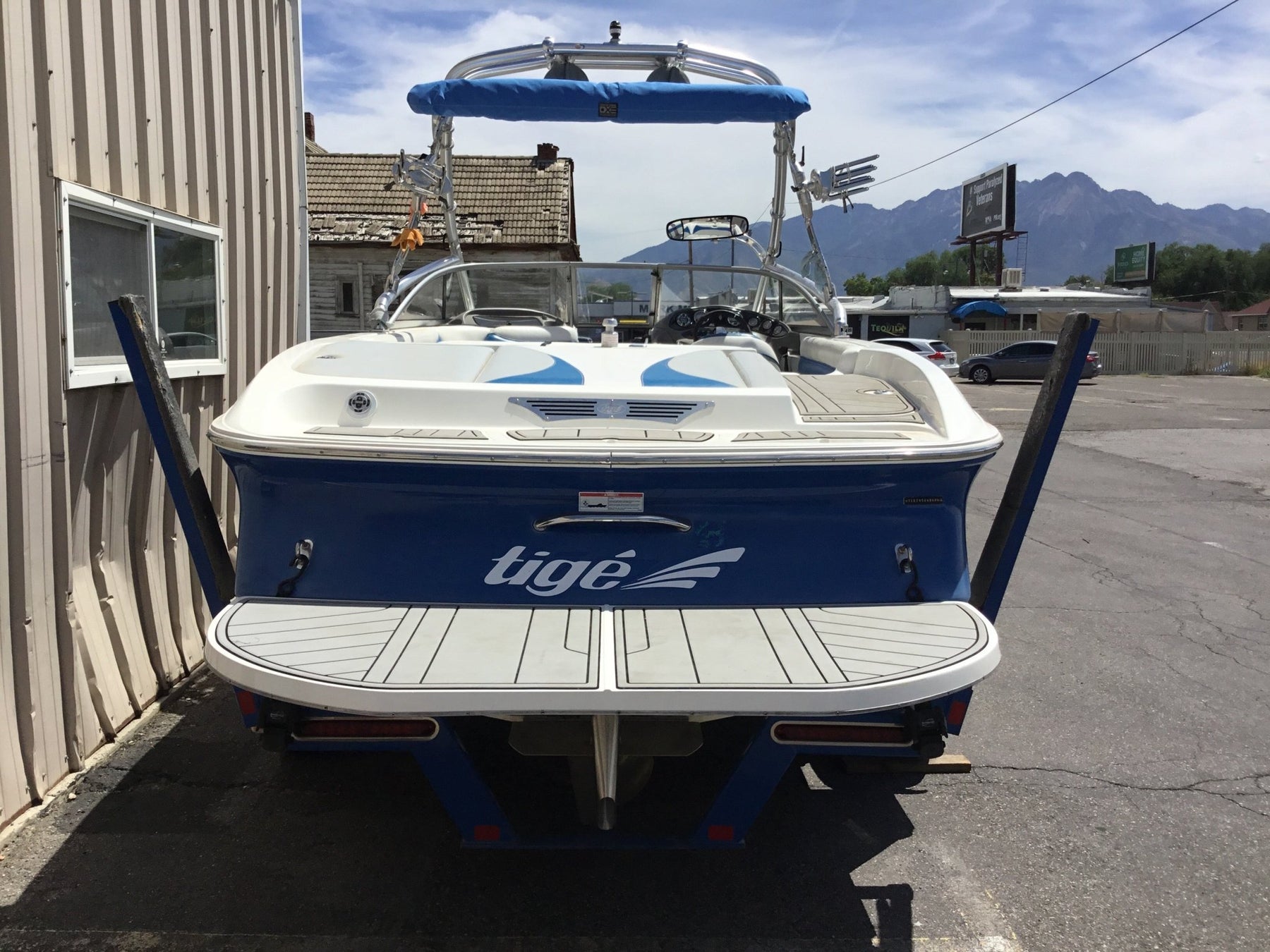 Tige with Samson Tower Folding Canopy Top - BoardCo