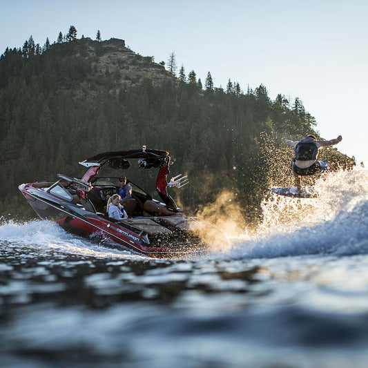 Wakesurf, Wakeboard and Waterski on One Boat in just 5 Minutes! - BoardCo