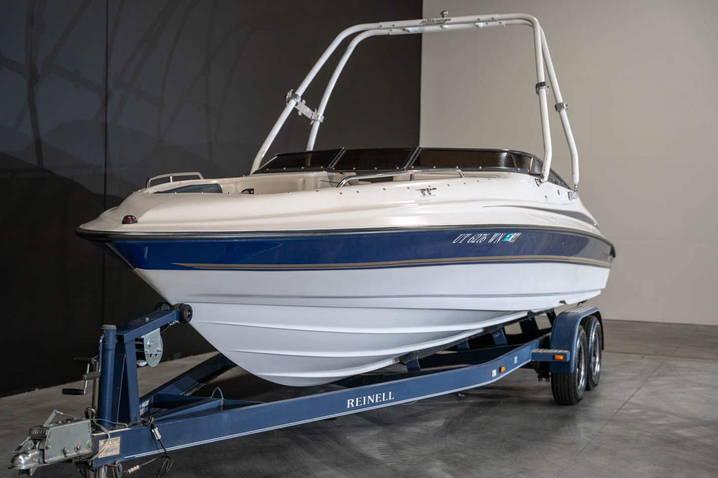 2000 Rienell 240BR - BoardCo Boats