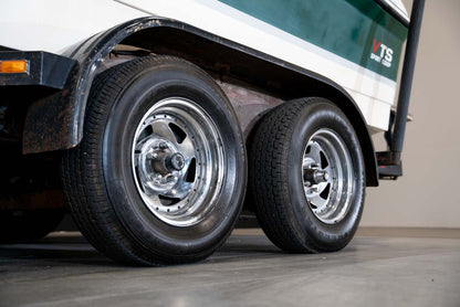 2001 Calibra VTS - BoardCo Boats