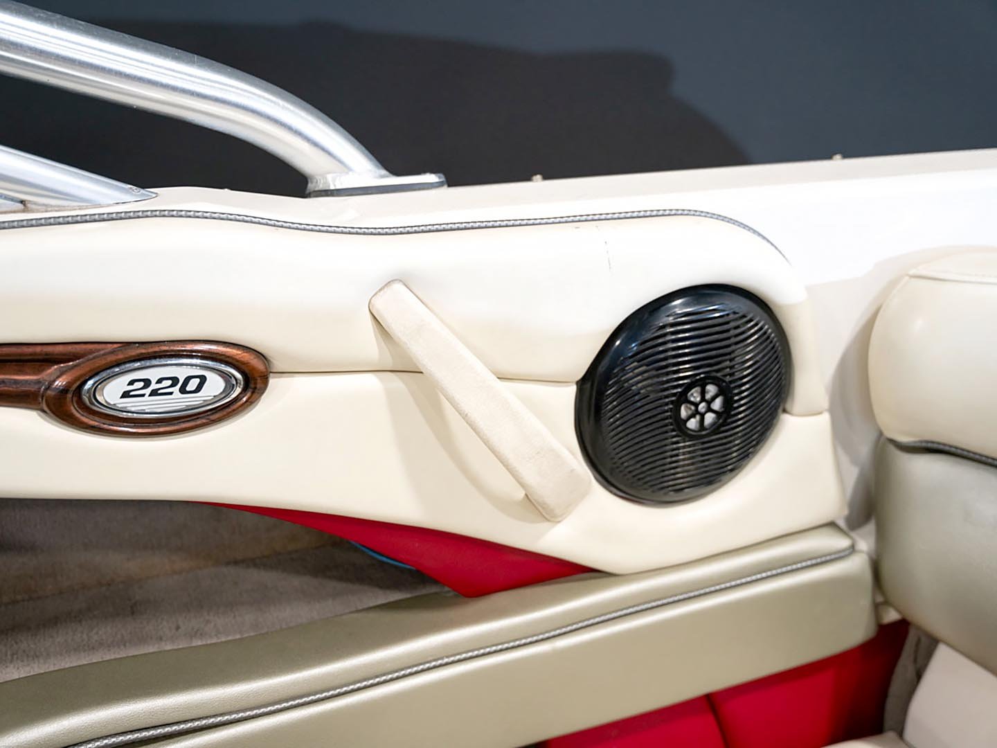 2004 Sea Ray 220 SELECT - BoardCo Boats