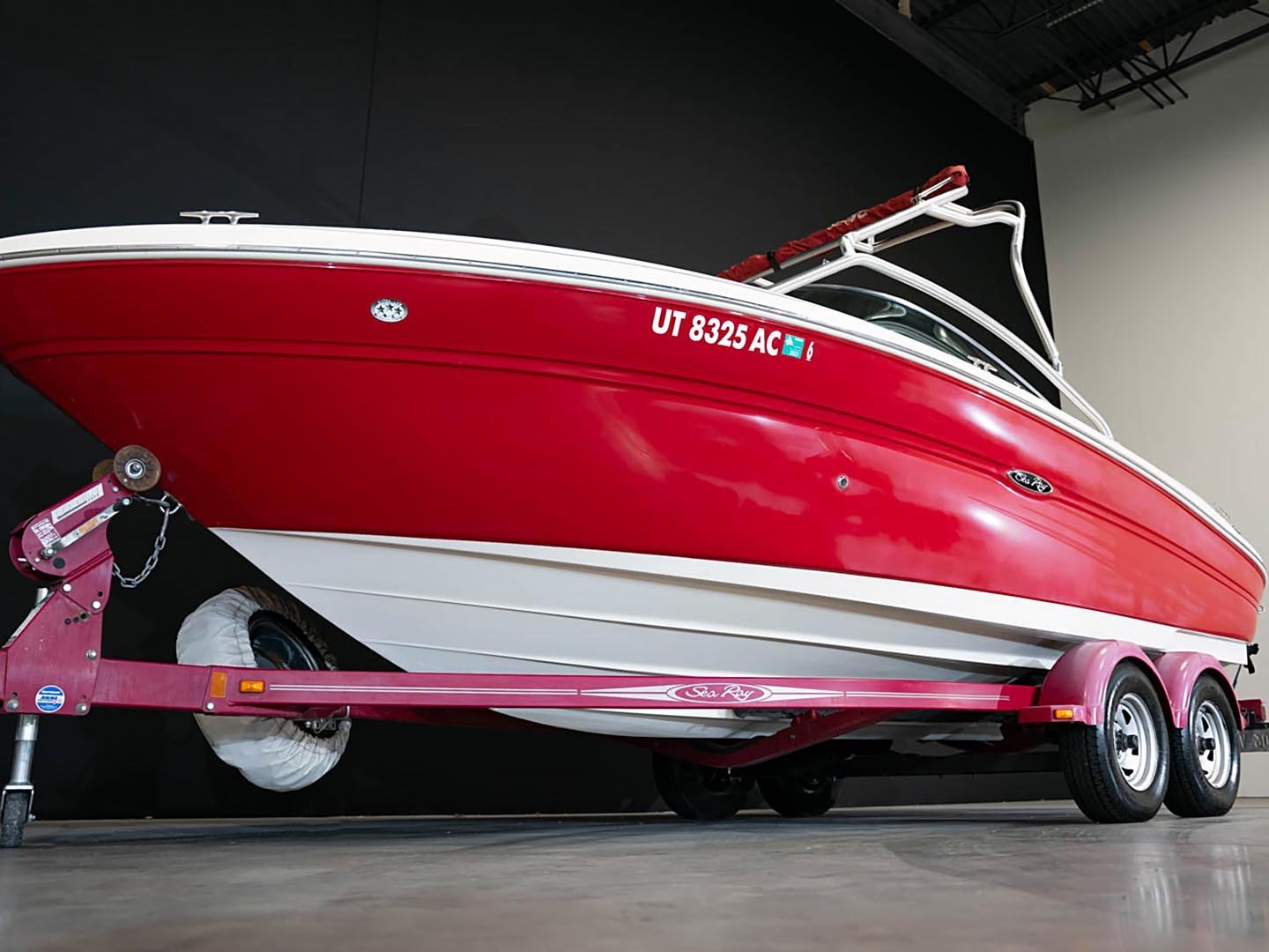 2004 Sea Ray 220 SELECT - BoardCo