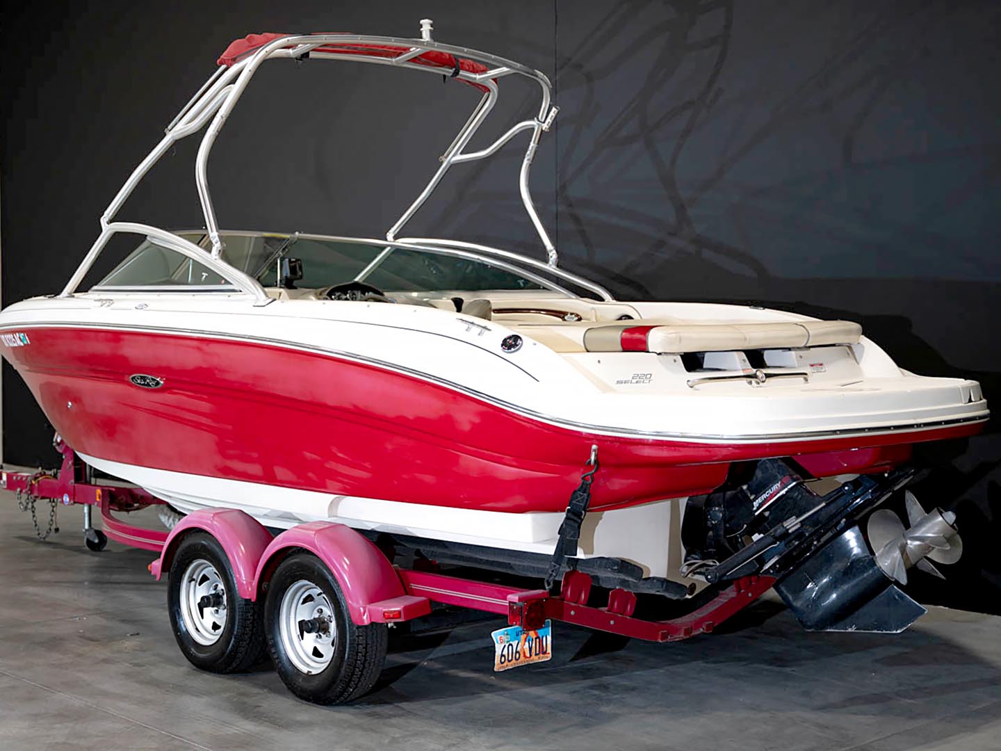 2004 Sea Ray 220 SELECT - BoardCo