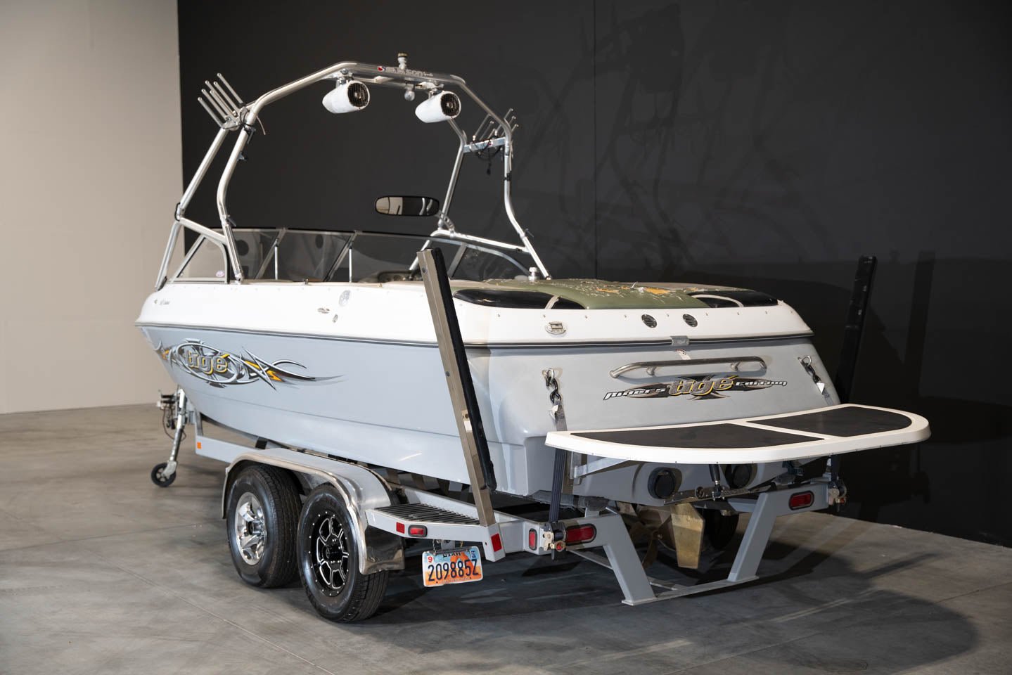 2004 Tige 22V - BoardCo Boats