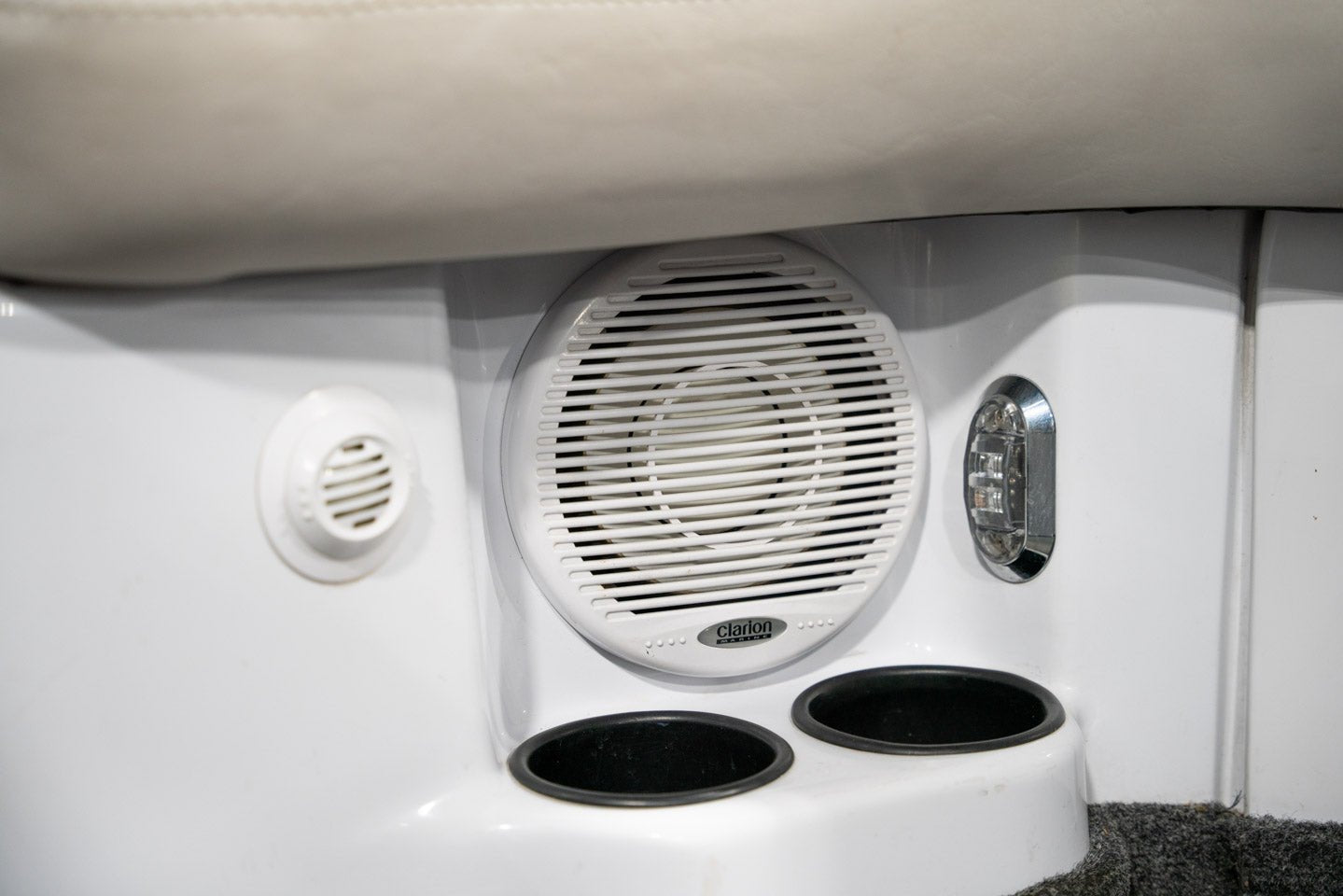 2004 Tige 22V - BoardCo Boats