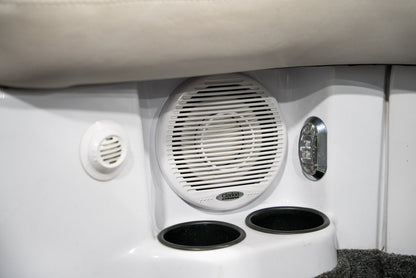 2004 Tige 22V - BoardCo Boats