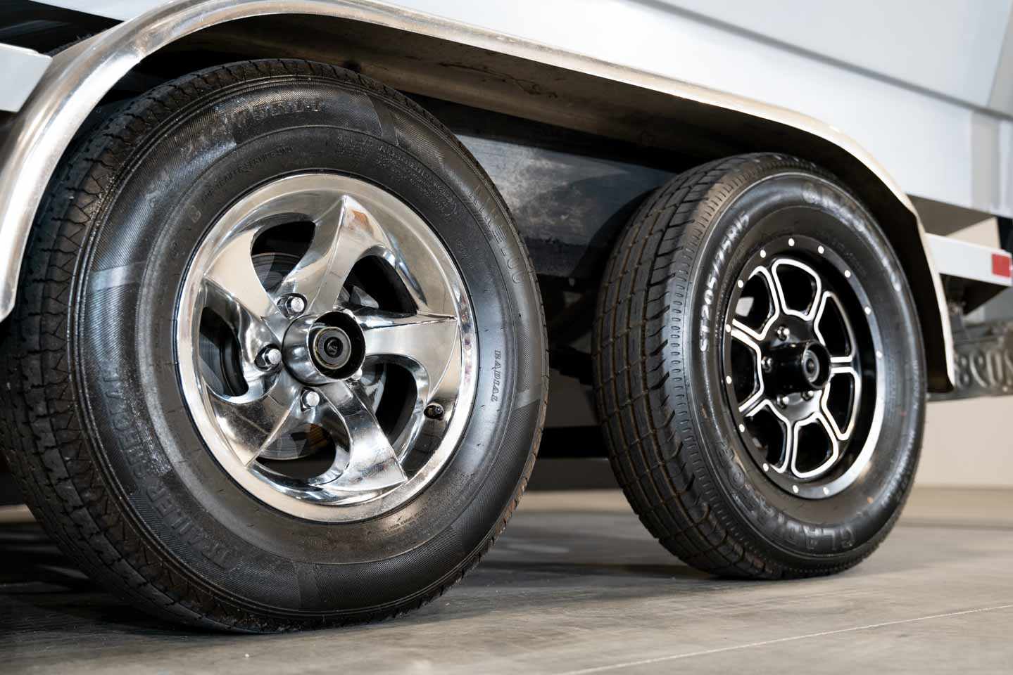 2004 Tige 22V - BoardCo Boats