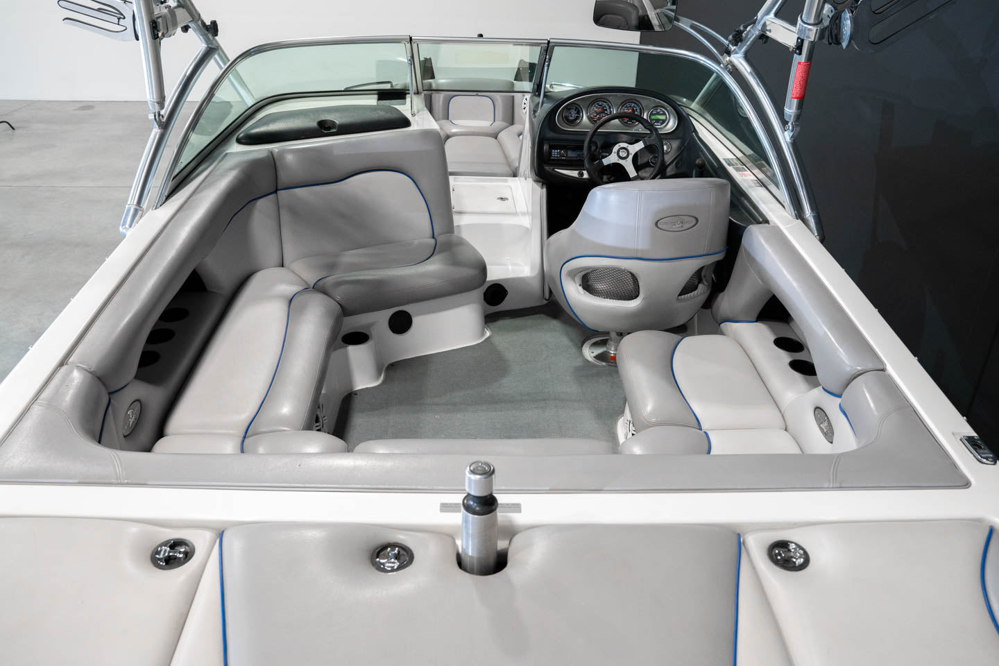 2005 Centurion Avalanche - BoardCo Boats