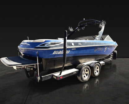 2008 Malibu 247LSV in Blue w/ White interior