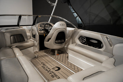 2008 Centurion SV240 - White / Blue - BoardCo Boats