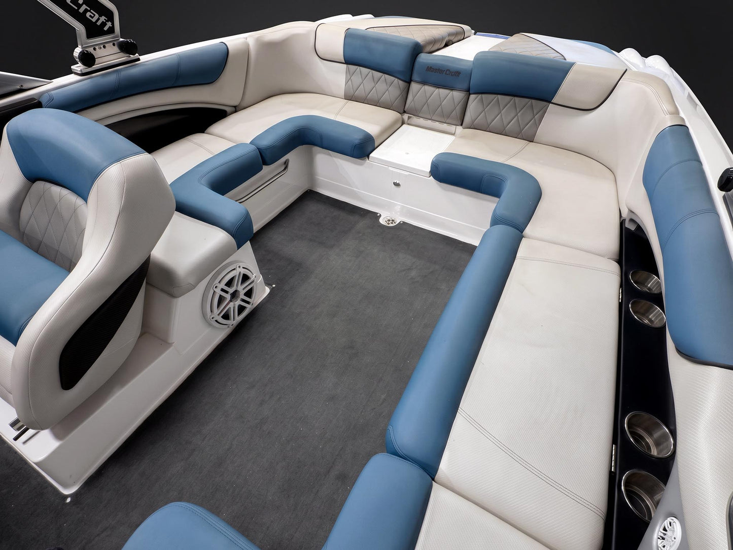 2011 Mastercraft X45 - White / Blue
