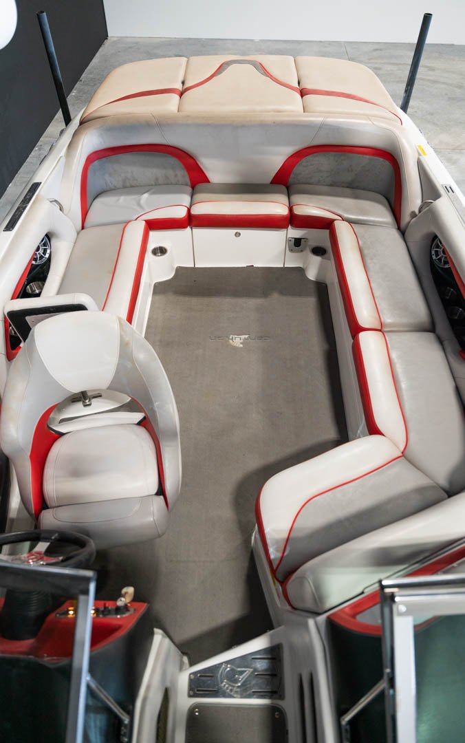 2012 Centurion Enzo SV240 - BoardCo Boats