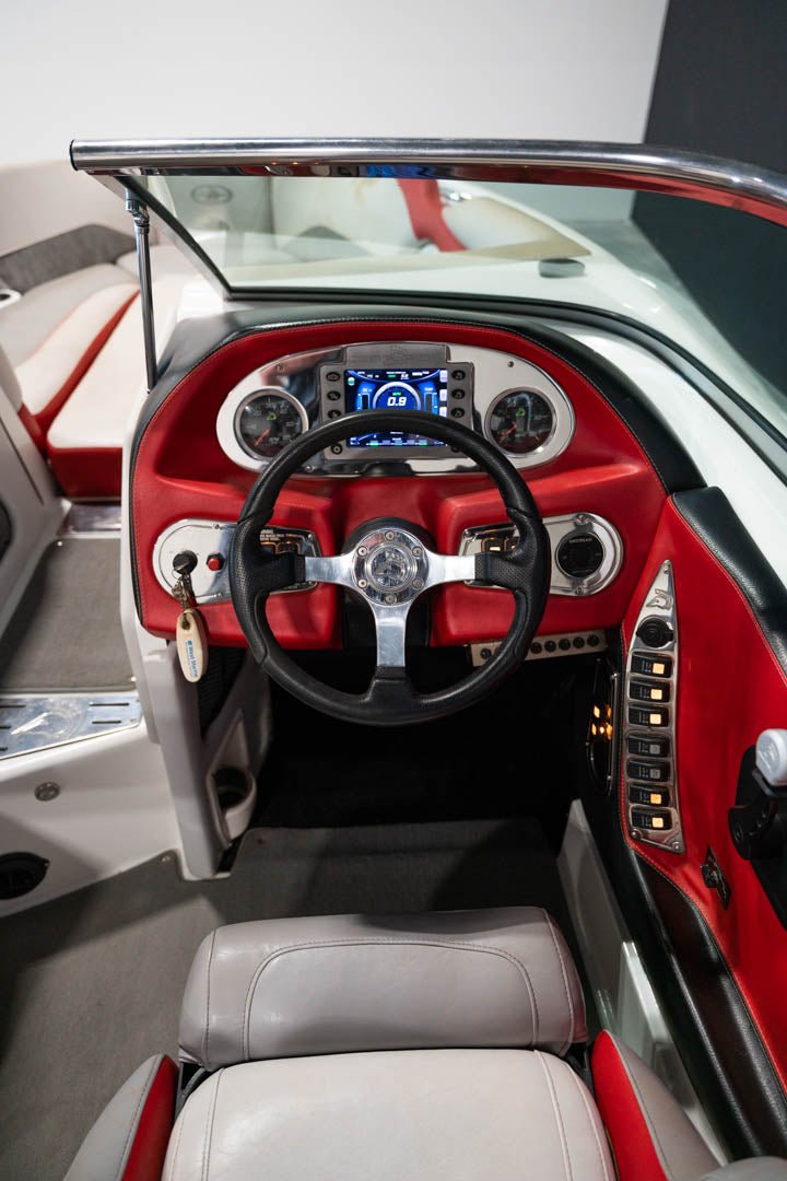 2012 Centurion Enzo SV240 - BoardCo Boats