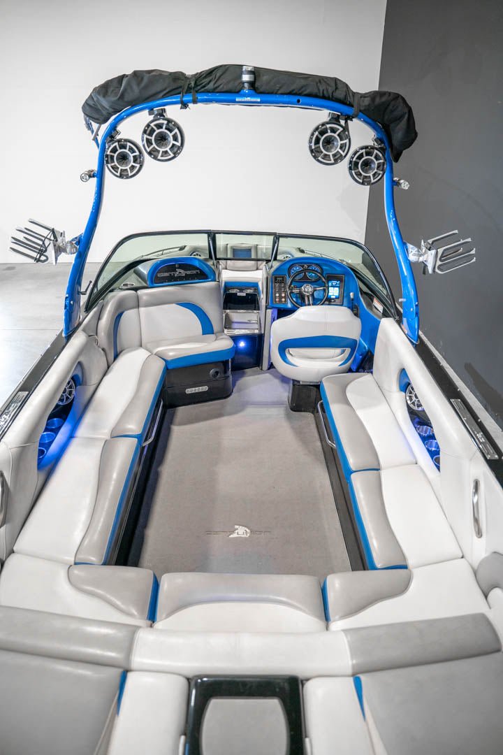 2013 Centurion SV244 - BoardCo Boats