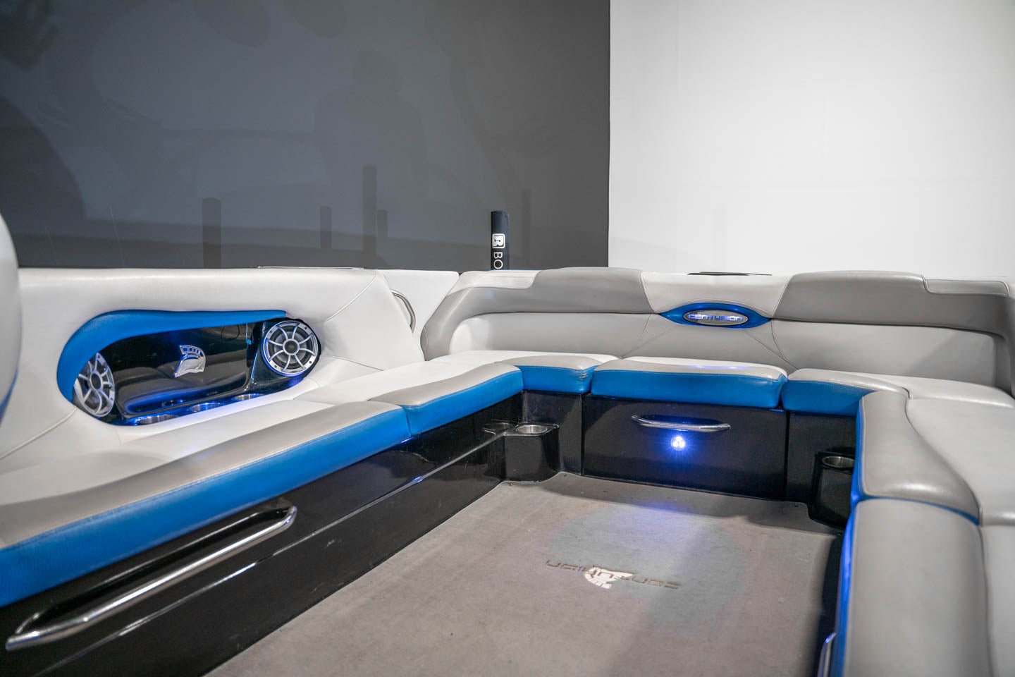 2013 Centurion SV244 - BoardCo Boats