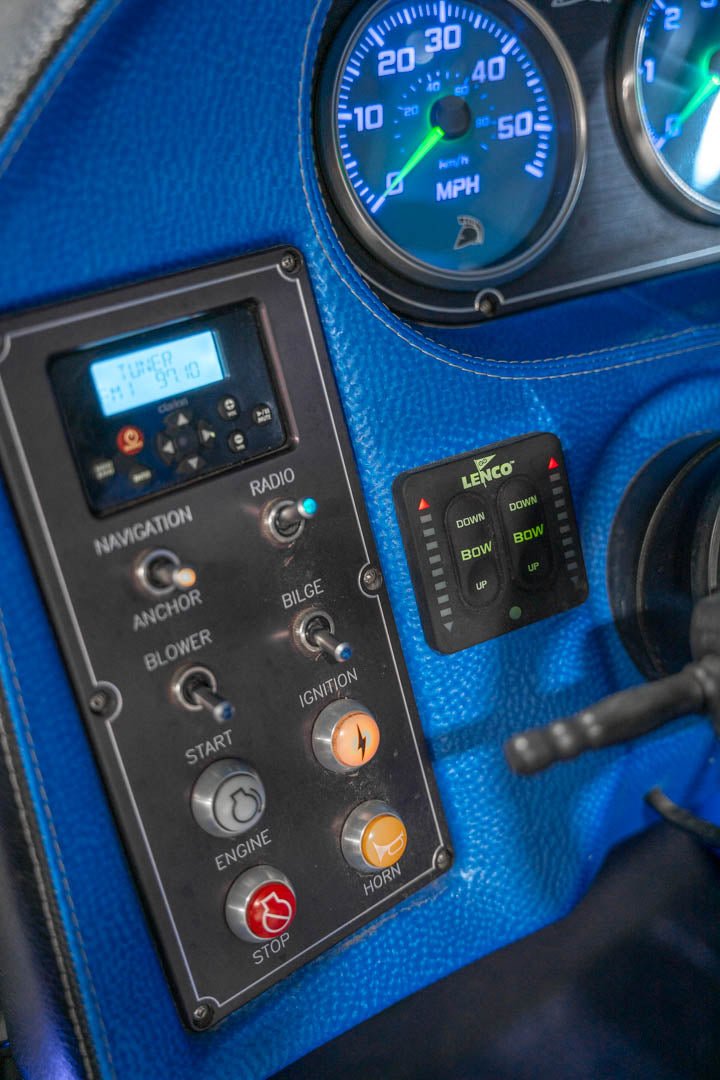 2013 Centurion SV244 - BoardCo Boats