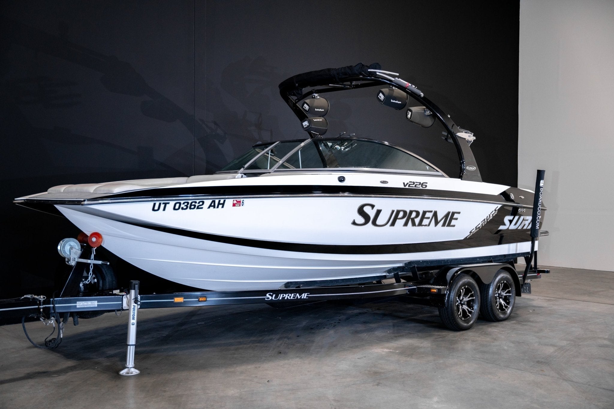 2013 Supreme V226 – BoardCo