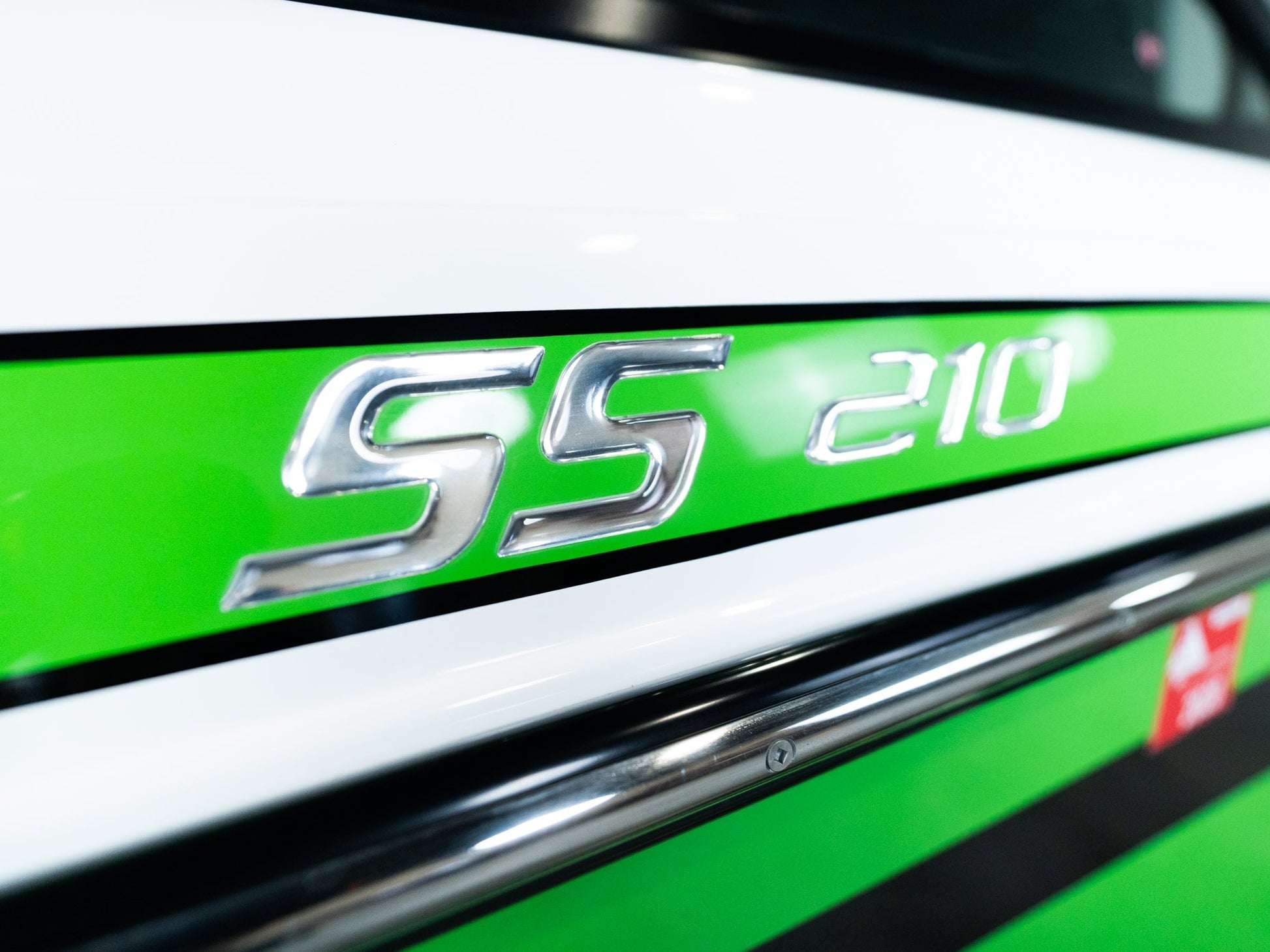 2014 Centurion Enzo SS210 - Green / Black / White - BoardCo