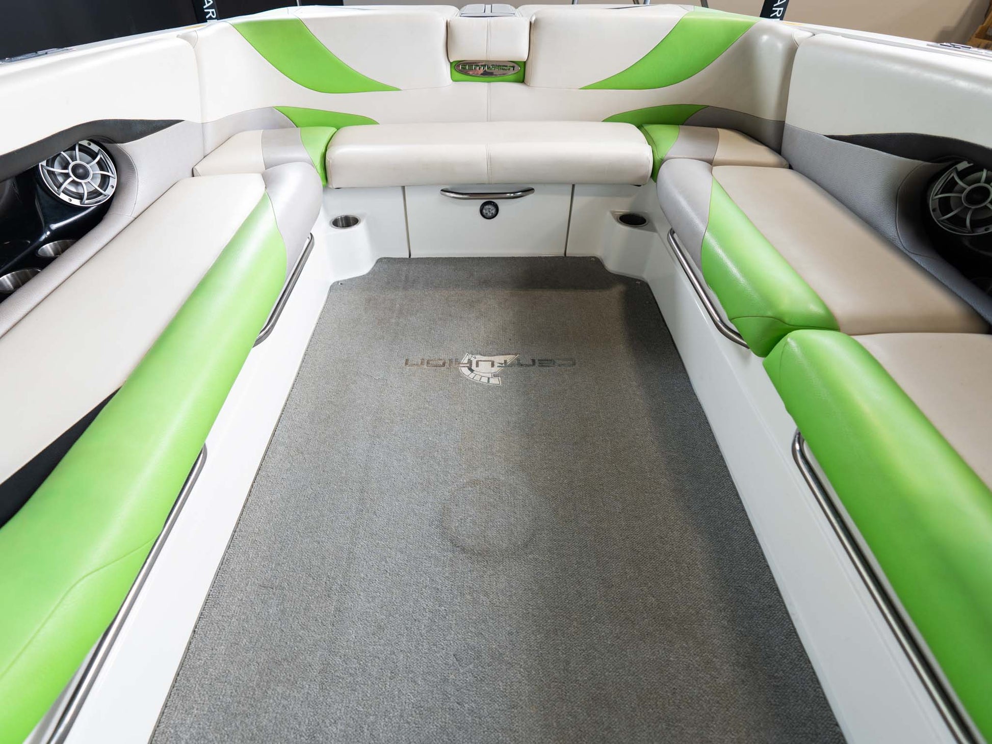 2014 Centurion Enzo SV244 - White / Black / Green - BoardCo Boats