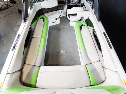 2014 Centurion Enzo SV244 - White / Black / Green - BoardCo Boats